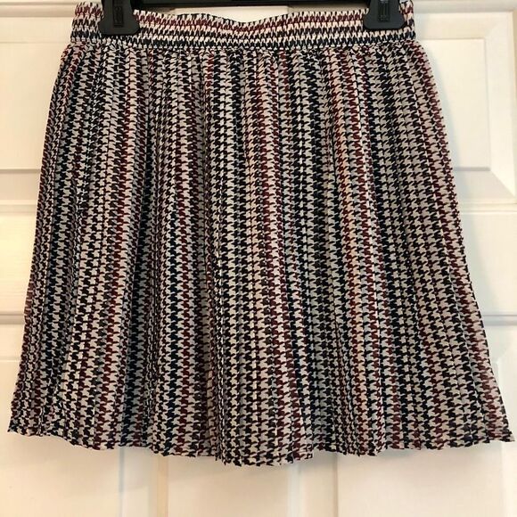 Forever 21 Academia Preppy Pleated Skirt Medium - Picture 3 of 11